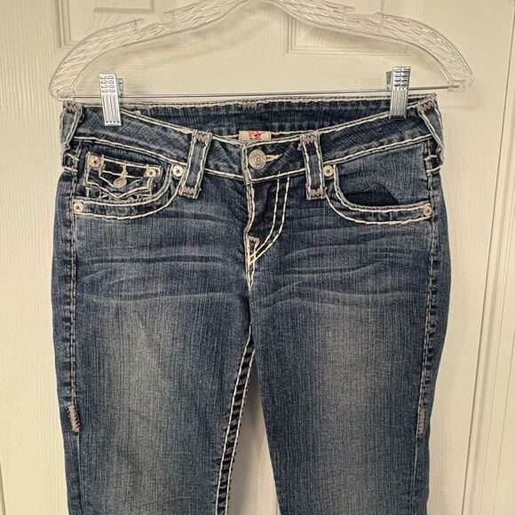 True Religion Women’s Jeans Size 26 Dark Wash Straight Leg Made in USA - Picture 3 of 9